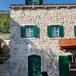 別荘 La Scuola Di Anna Babino Polje